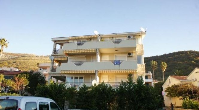 Квартира в Петроваце, Черногория, 86 м2 - фото 1