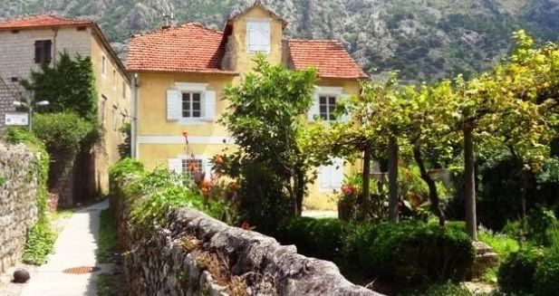 Дом в Доброте, Черногория, 164 м2 - фото 1