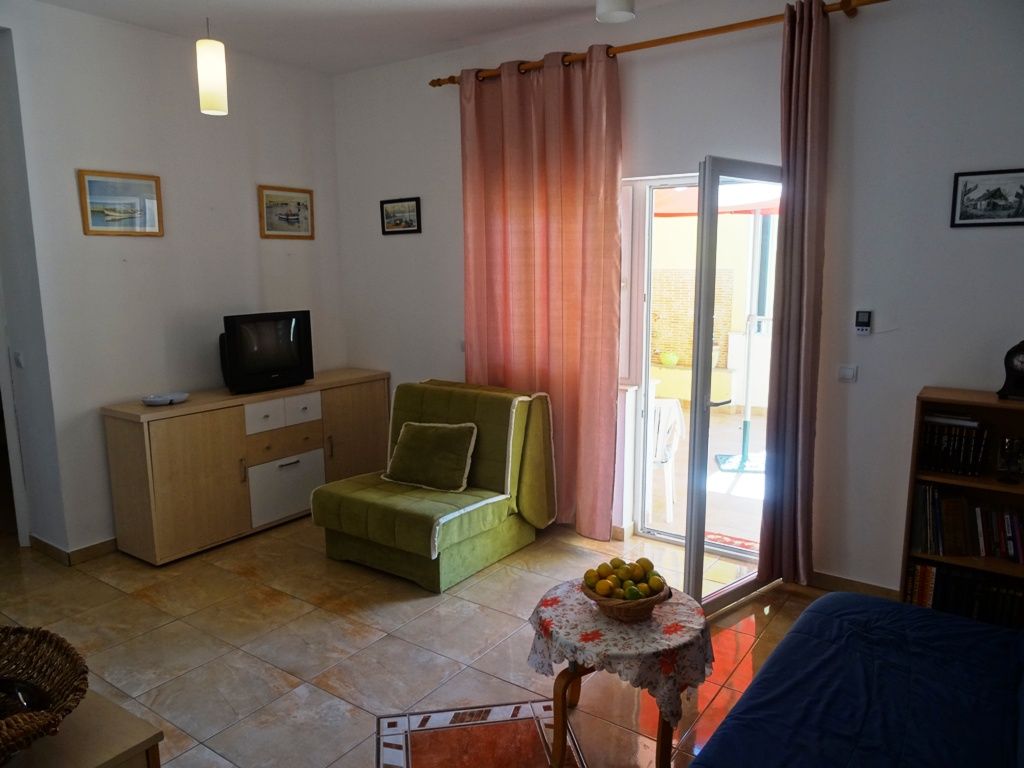Квартира в Херцег-Нови, Черногория, 64 м2 - фото 1