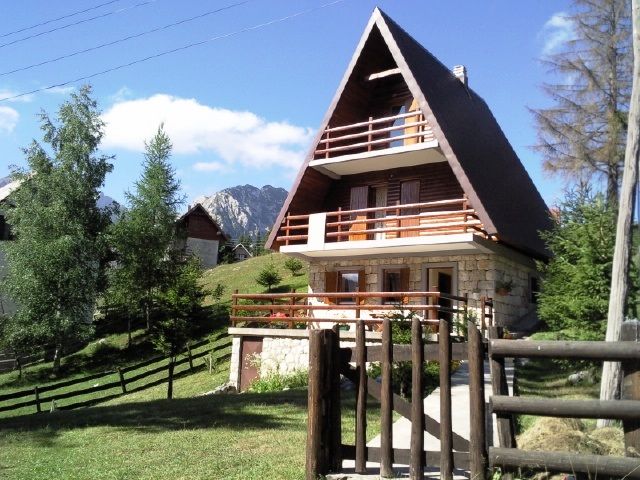 Дом в Жабляке, Черногория, 140 м2 - фото 1
