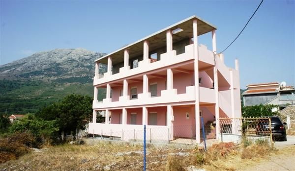 Отель, гостиница в Добра Воде, Черногория, 384 м2 - фото 1