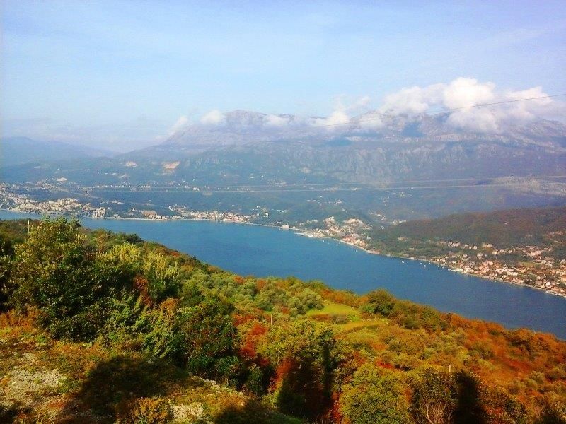 Земля в Тивате, Черногория, 3 916 м2 - фото 1