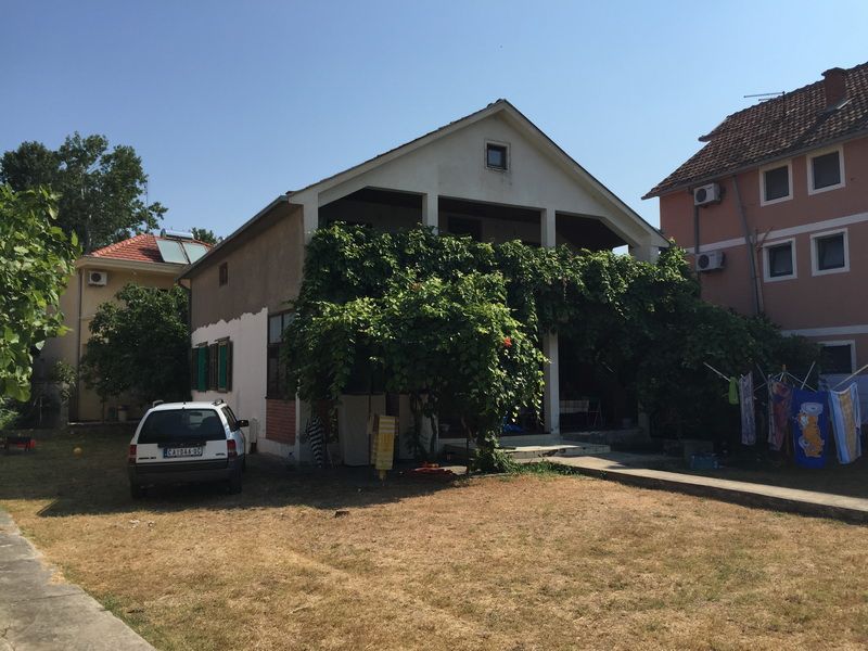 Дом в Улцине, Черногория, 186 м2 - фото 1