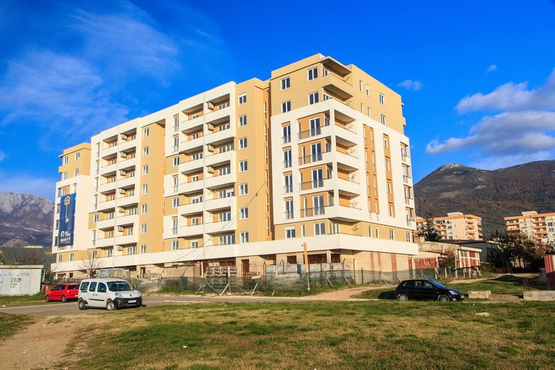 Квартира в Баре, Черногория, 47 м2 - фото 1