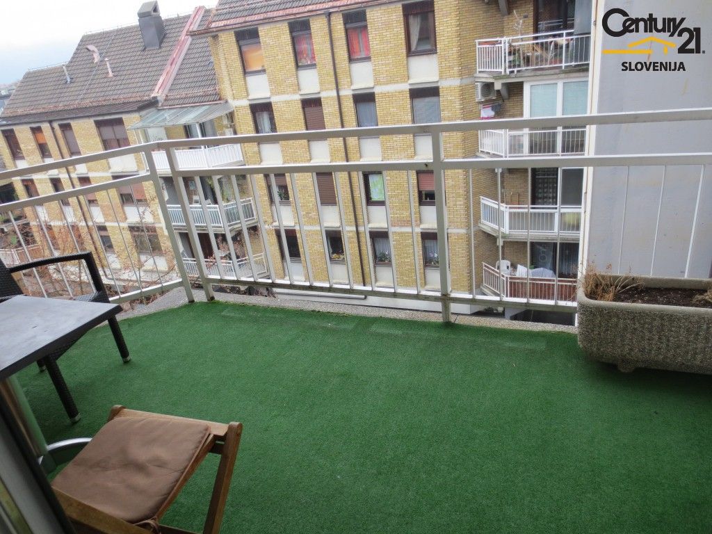 Квартира в Мариборе, Словения, 86.8 м2 - фото 1