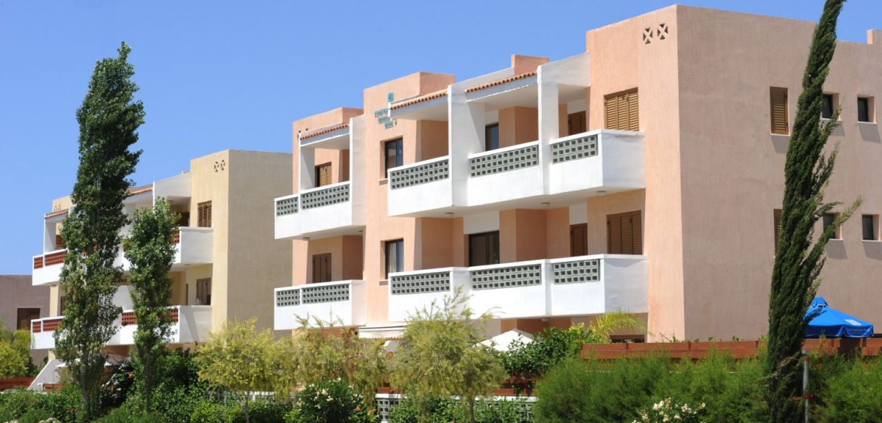 Квартира в Конии, Кипр, 82 м2 - фото 1