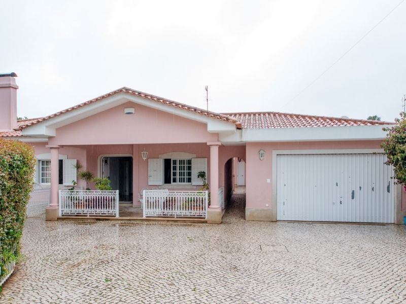 Дом в Кашкайше, Португалия, 1 841 м2 - фото 1