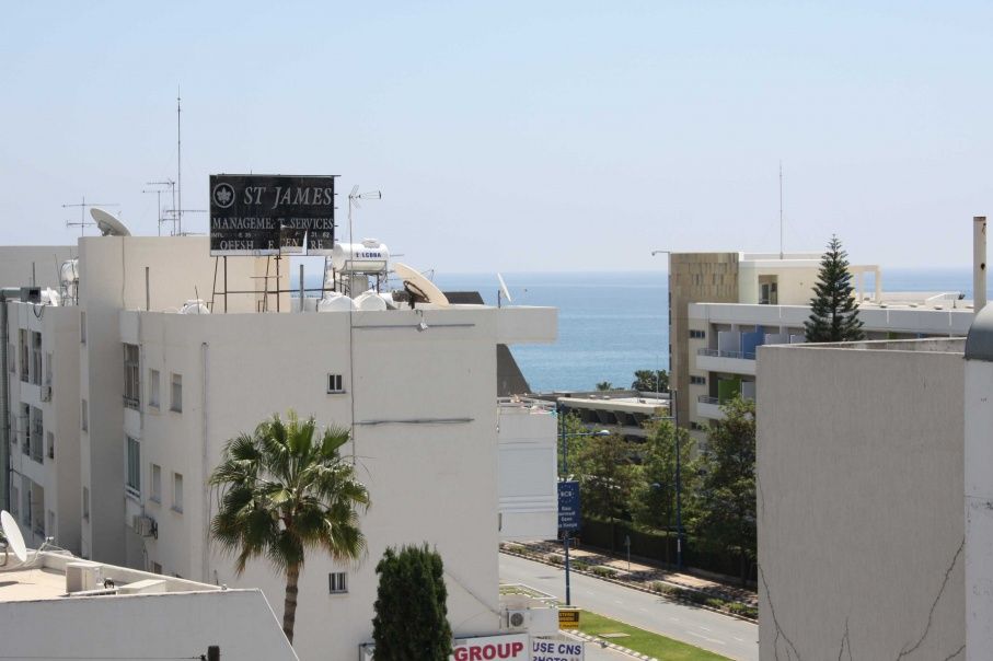 Апартаменты в Лимасоле, Кипр, 46 м2 - фото 1