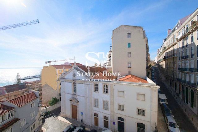 Апартаменты в Лиссабоне, Португалия, 43 м2 - фото 1