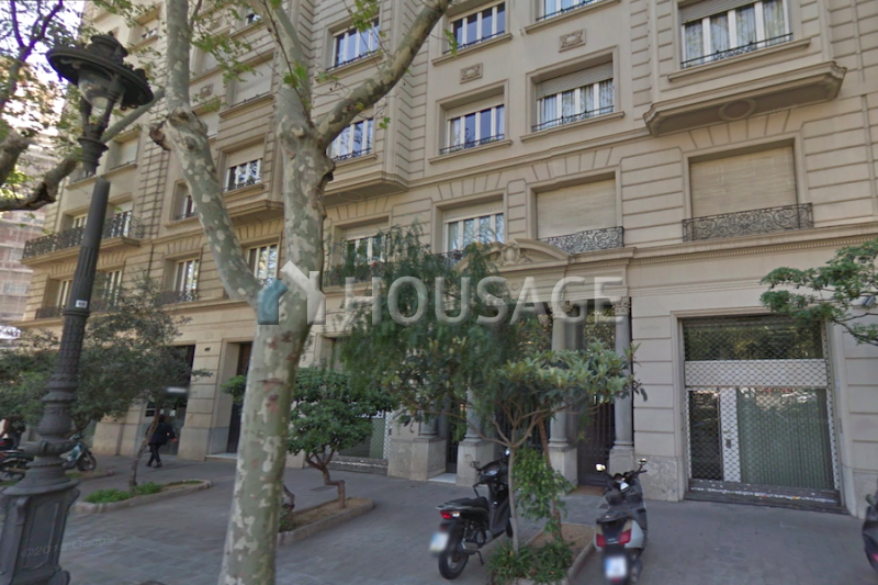Коммерческая недвижимость в Барселоне, Испания, 563 м2 - фото 1
