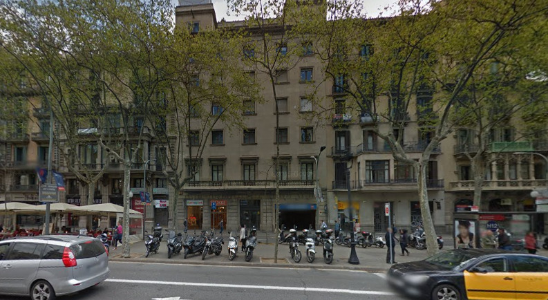 Доходный дом в Барселоне, Испания, 247 м2 - фото 1
