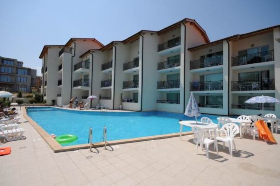 Отель, гостиница в Созополе, Болгария, 3 500 м2 - фото 1
