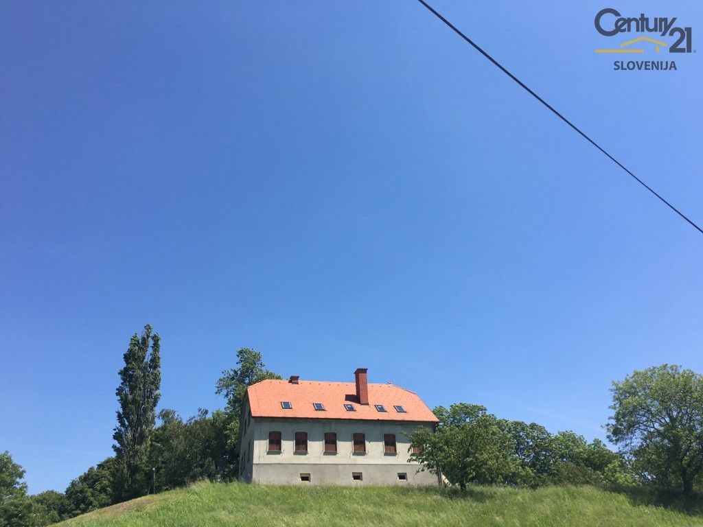 Замок в Ленарте, Словения, 463.84 м2 - фото 1