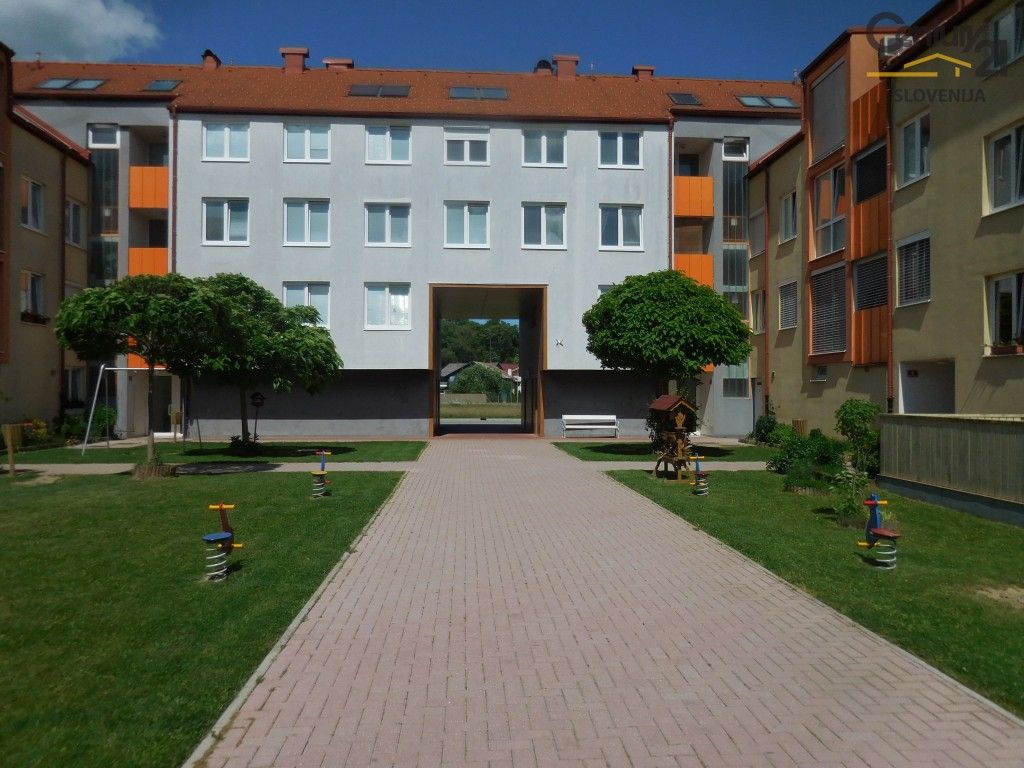 Квартира в Мариборе, Словения, 121.8 м2 - фото 1