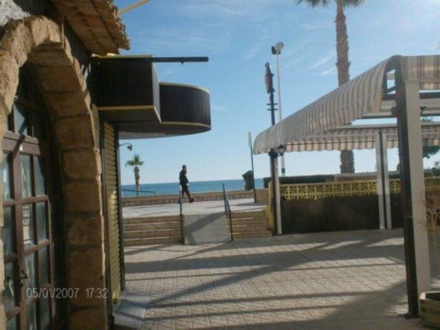 Коммерческая недвижимость в Кальпе, Испания - фото 1