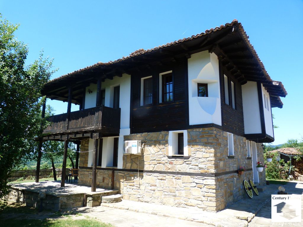 Дом в Велико Тырново, Болгария, 152 м2 - фото 1
