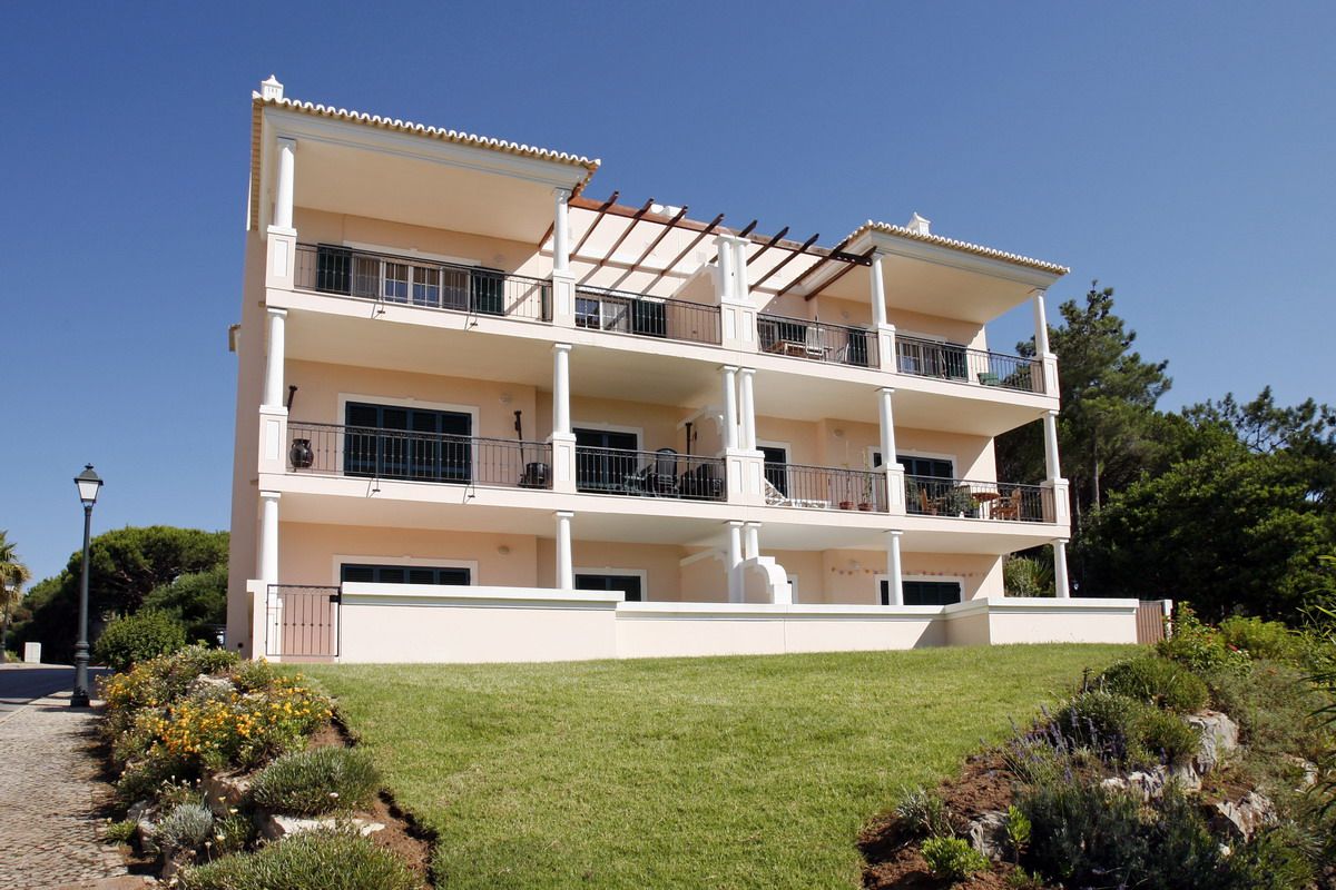 Апартаменты в Вале ду Лобу, Португалия, 50 м2 - фото 1