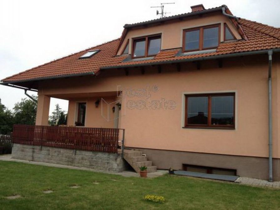 Дом в Карловых Варах, Чехия, 490 м2 - фото 1