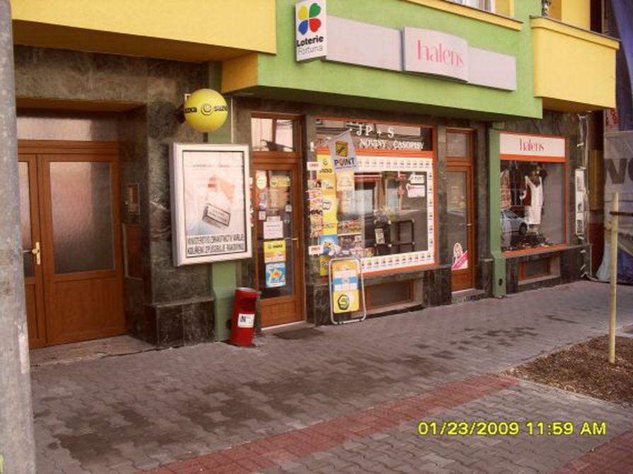 Магазин в Карловых Варах, Чехия, 143 м2 - фото 1