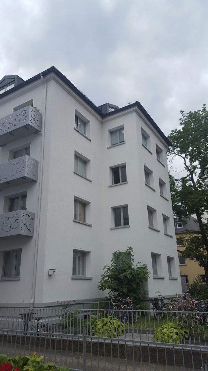 Доходный дом во Франкфурте-на-Майне, Германия, 880 м2 - фото 1