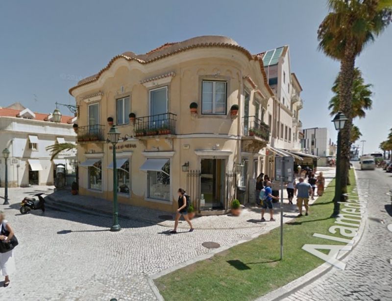 Коммерческая недвижимость в Кашкайше, Португалия - фото 1