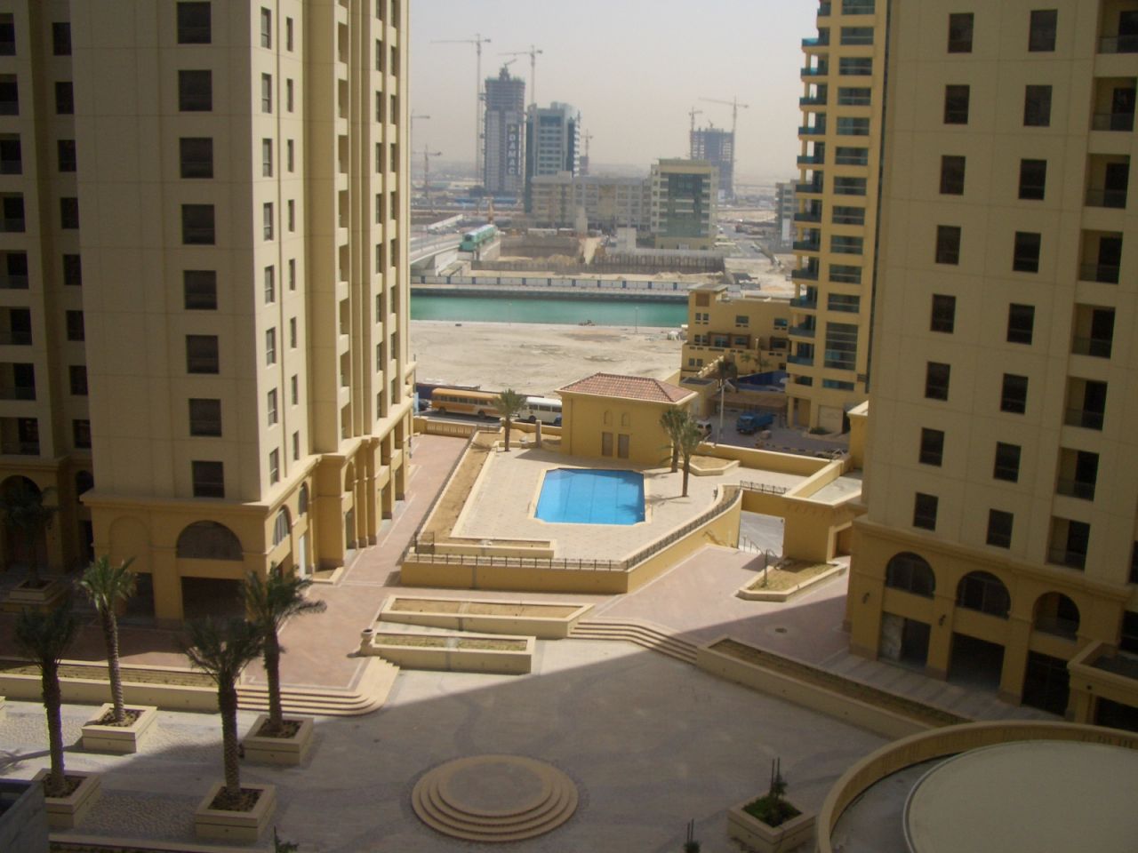 Апартаменты в Дубае, ОАЭ, 70.7 м2 - фото 1