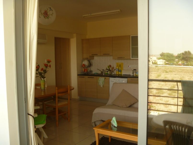 Апартаменты в Ларнаке, Кипр, 55 м2 - фото 1