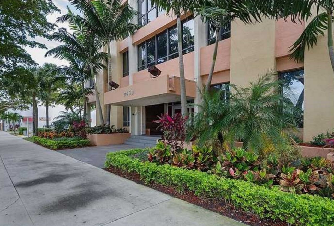 Офис в Майами, США, 221 м2 - фото 1