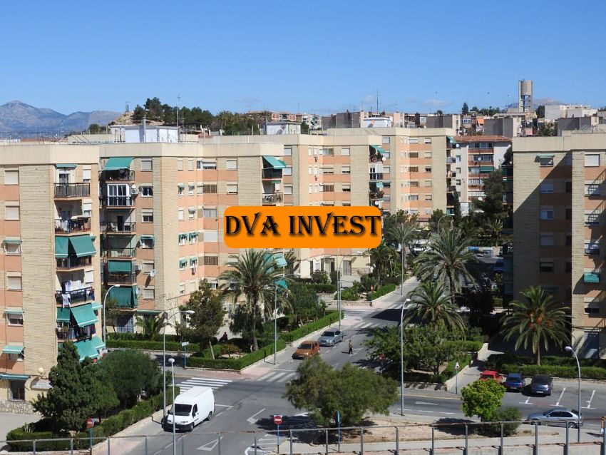 Купить квартиру в Аликанте, Испания - цена 3 331 468 рублей, 110 м², 5 ...