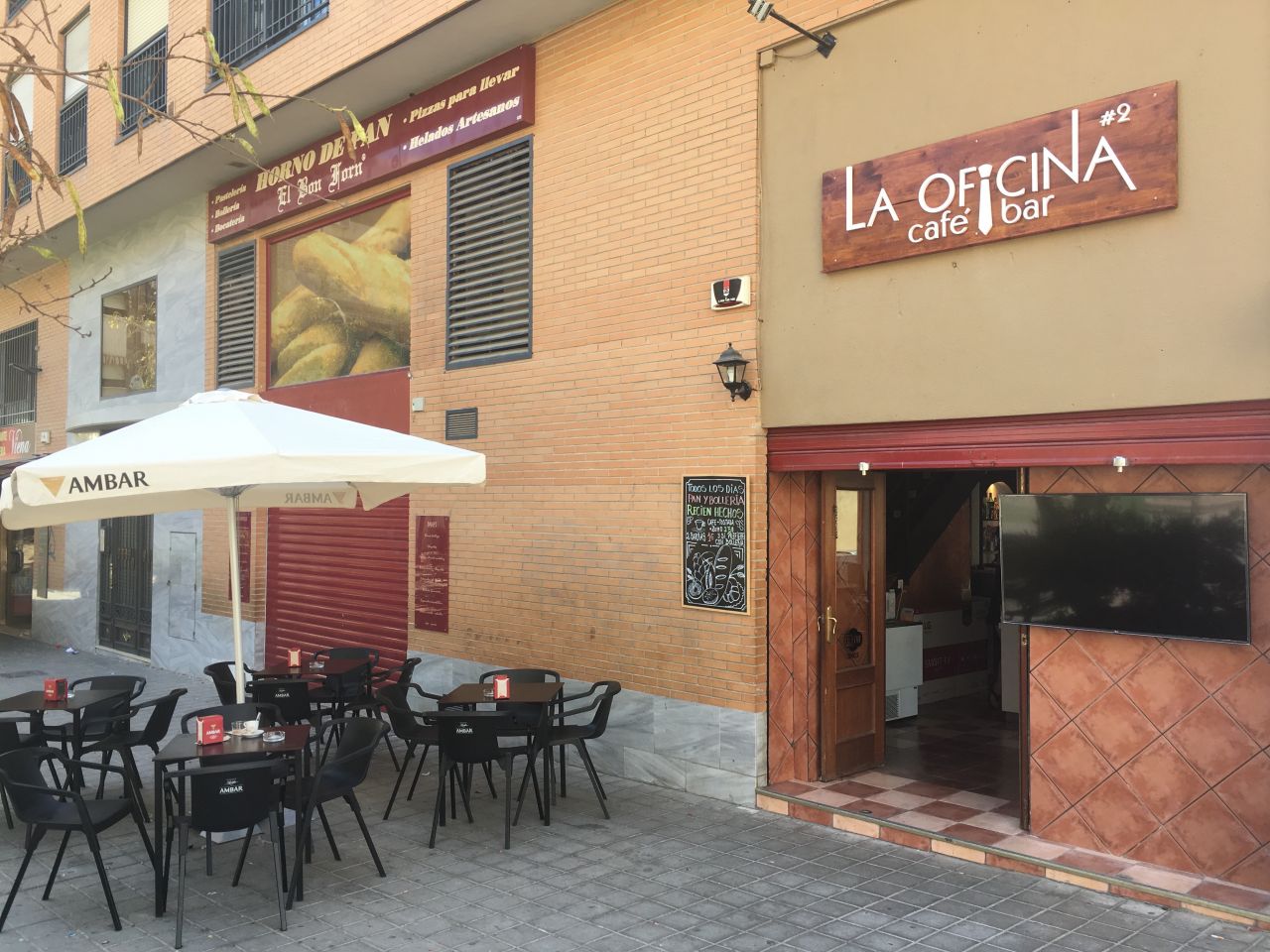 Кафе, ресторан в Аликанте, Испания, 80 м2 - фото 1