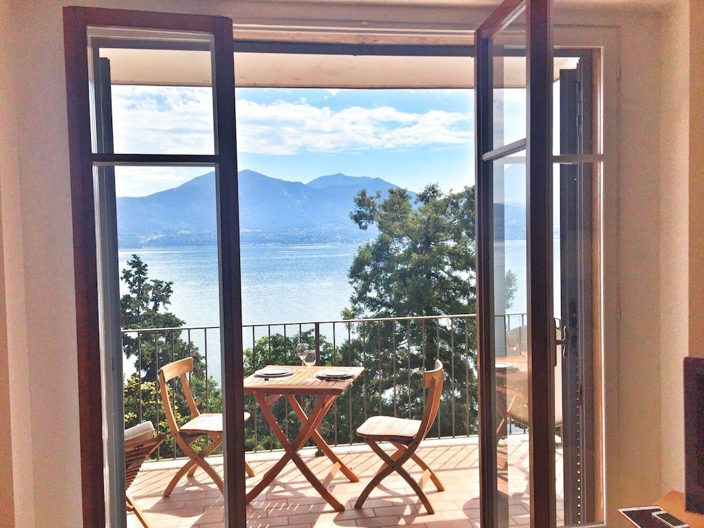 Квартира у озера Маджоре, Италия, 100 м2 - фото 1