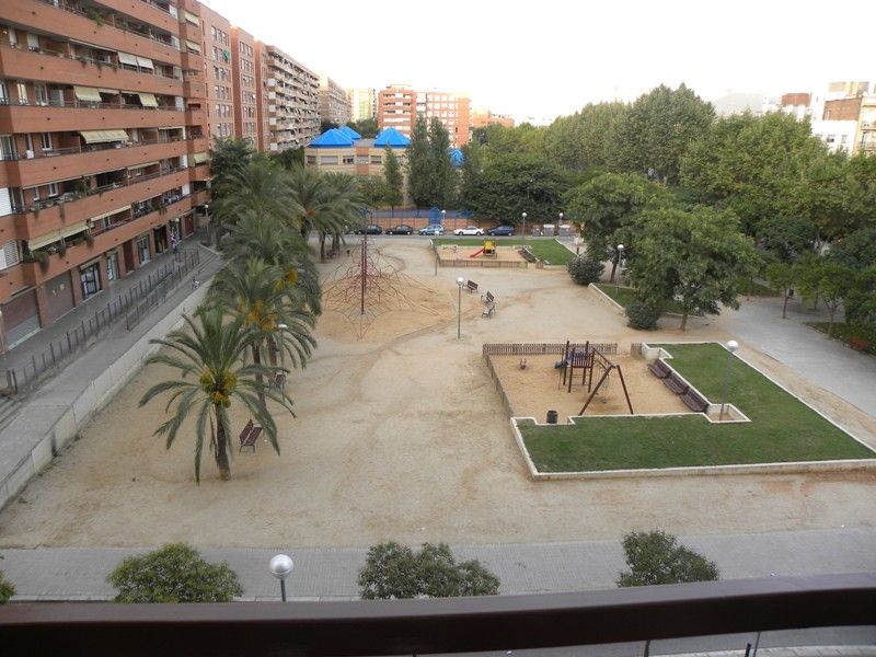Квартира в Барселоне, Испания, 88 м2 - фото 1