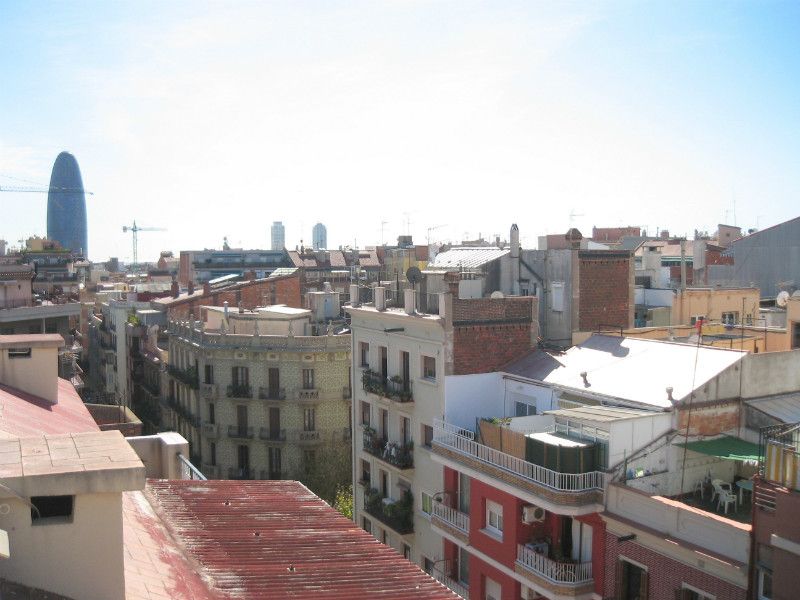 Квартира в Барселоне, Испания, 60 м2 - фото 1