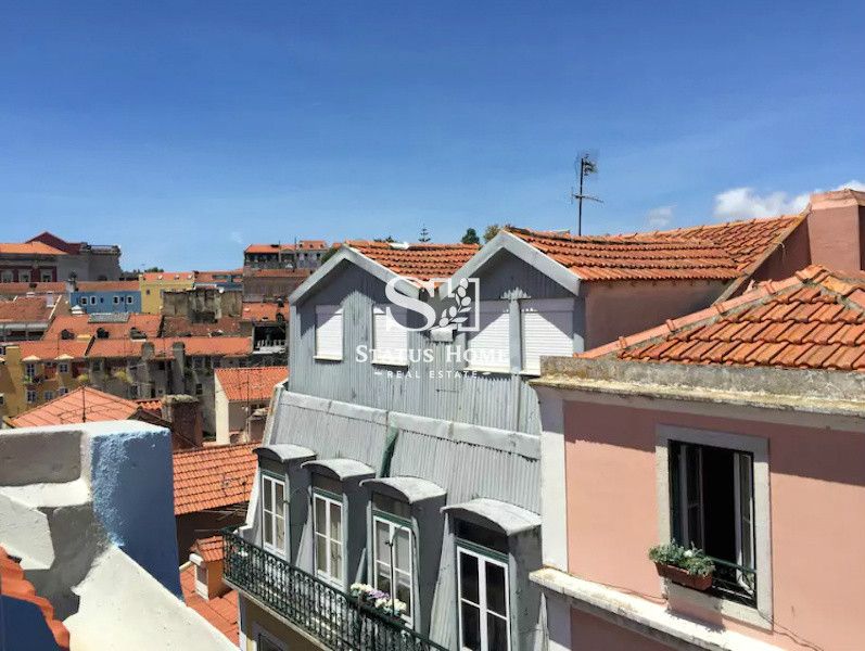 Доходный дом в Лиссабоне, Португалия, 136 м2 - фото 1