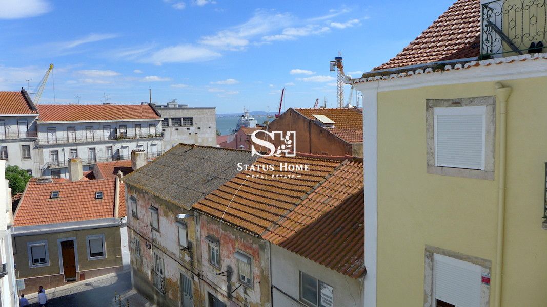 Апартаменты в Лиссабоне, Португалия, 50 м2 - фото 1