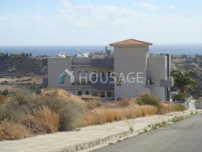Коммерческая недвижимость в Лимасоле, Кипр, 440 м2 - фото 1