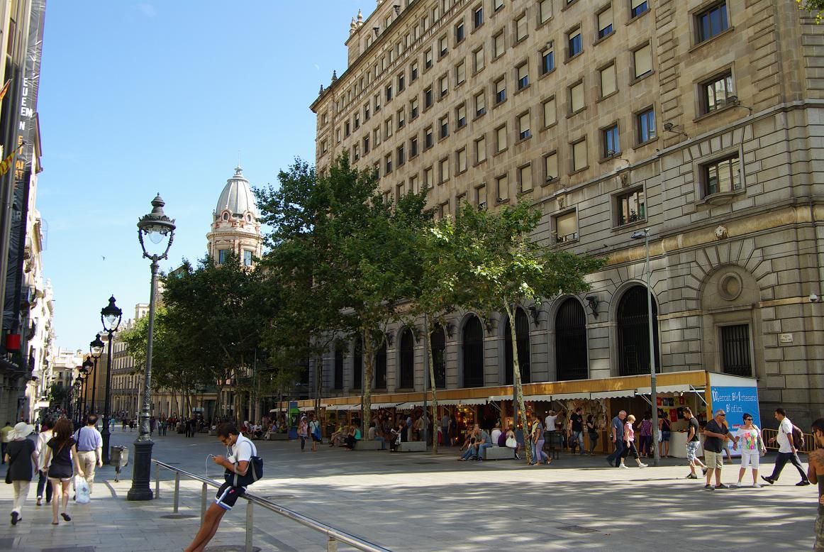 Магазин в Барселоне, Испания, 114 м2 - фото 1