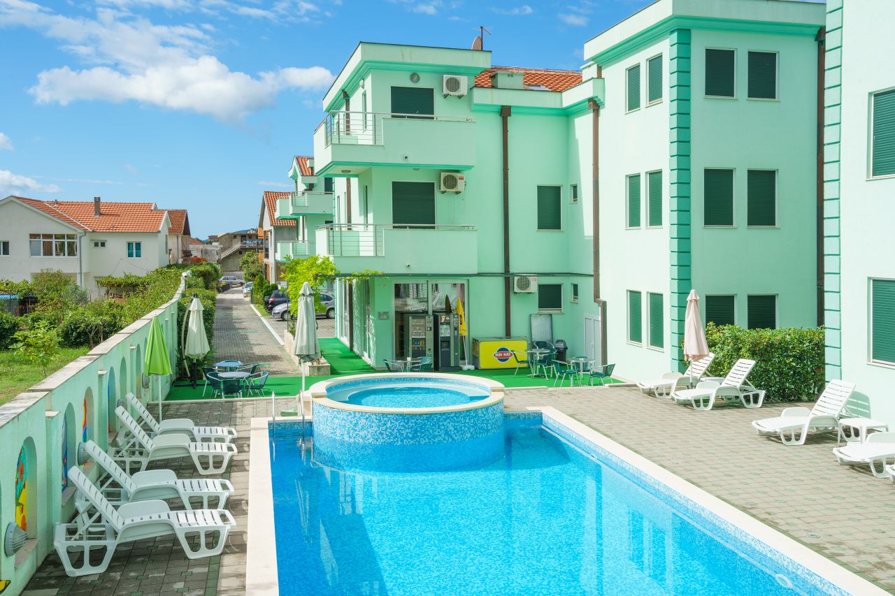 Апартаменты в Зеленике, Черногория, 82 м2 - фото 1