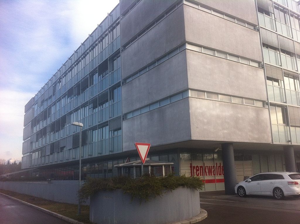 Офис в Любляне, Словения, 381 м2 - фото 1