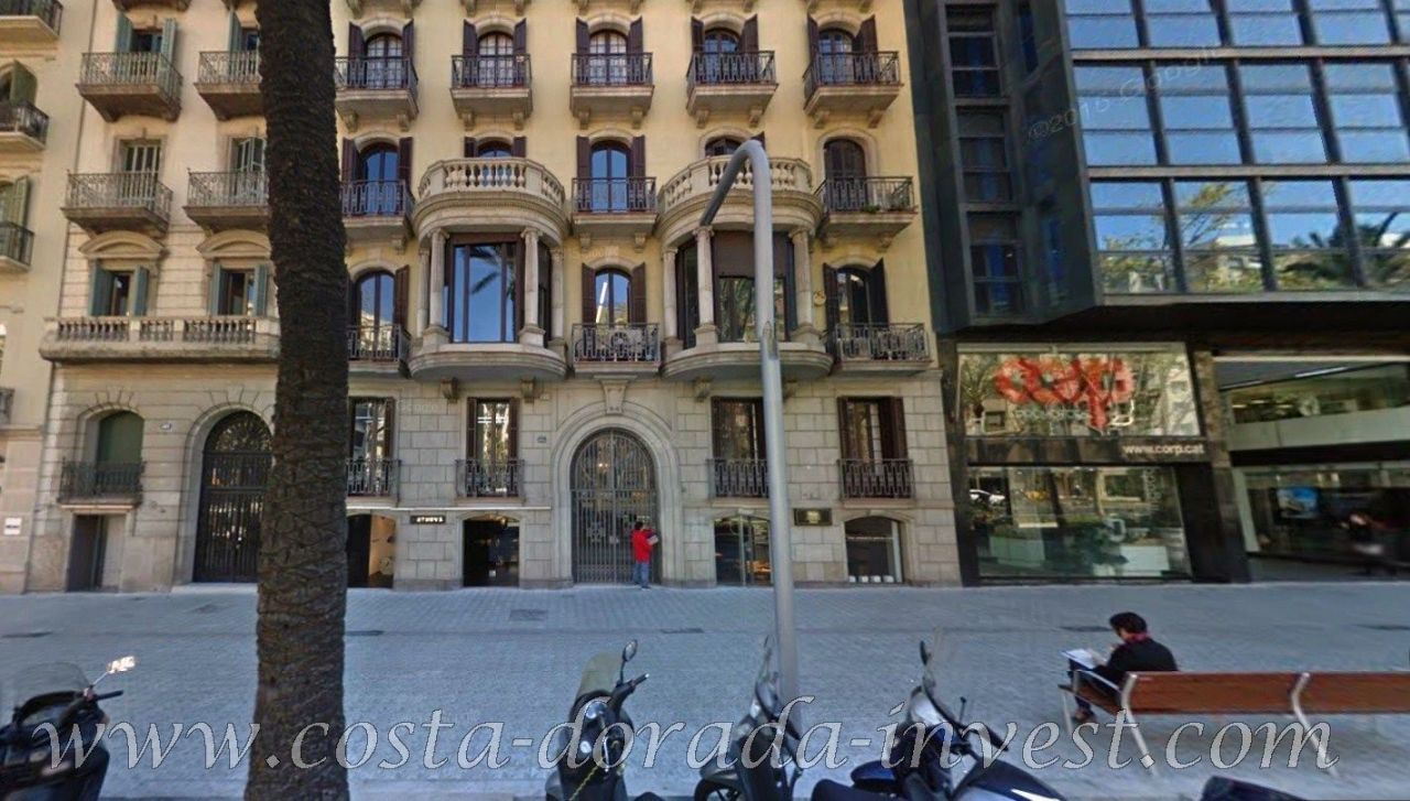 Коммерческая недвижимость в Барселоне, Испания, 170 м2 - фото 1