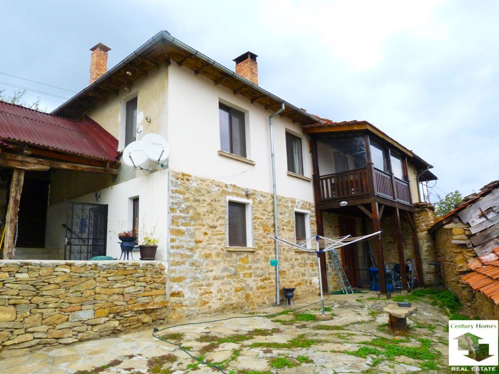 Дом в Велико Тырново, Болгария, 144 м2 - фото 1