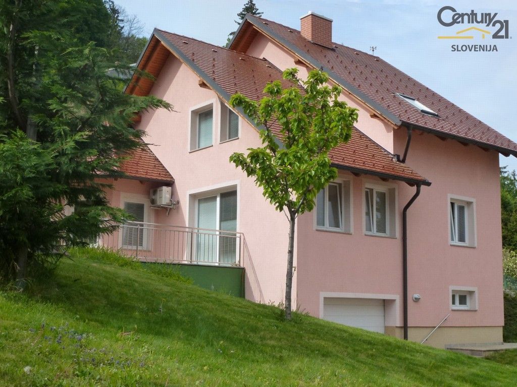Дом в Мариборе, Словения, 215.5 м2 - фото 1