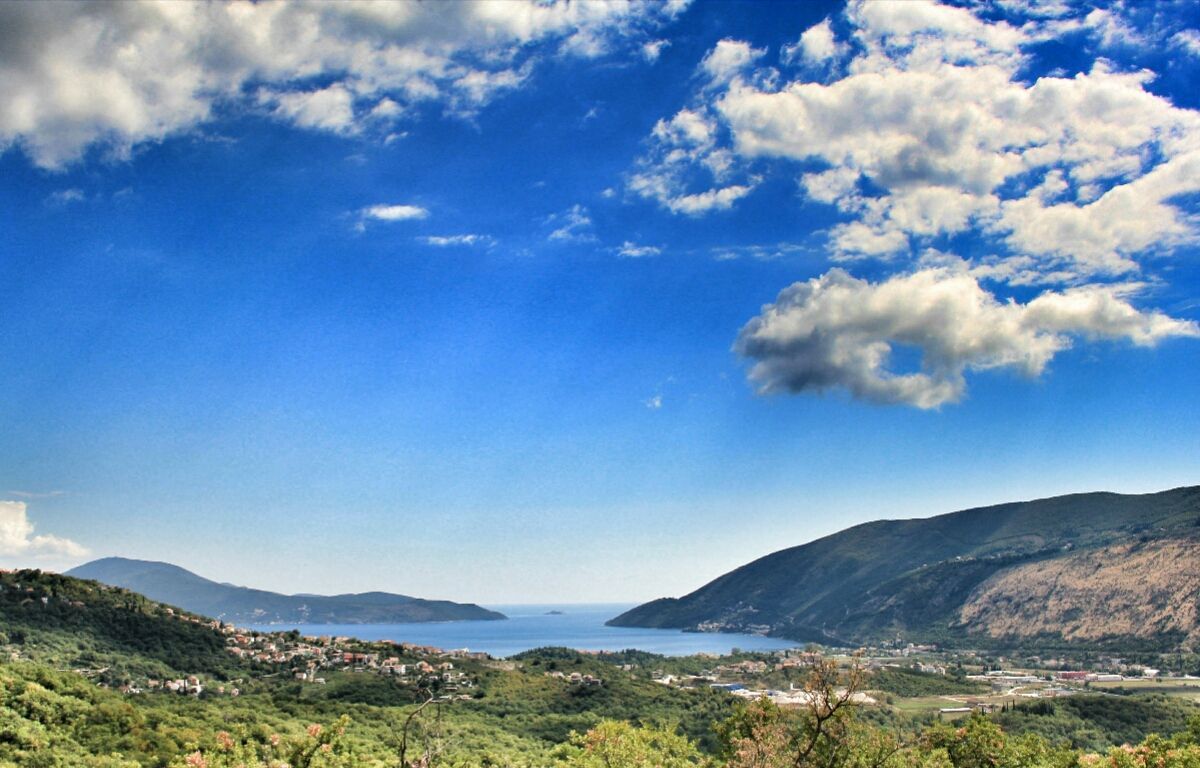 Земля в Игало, Черногория, 33 385 м2 - фото 1