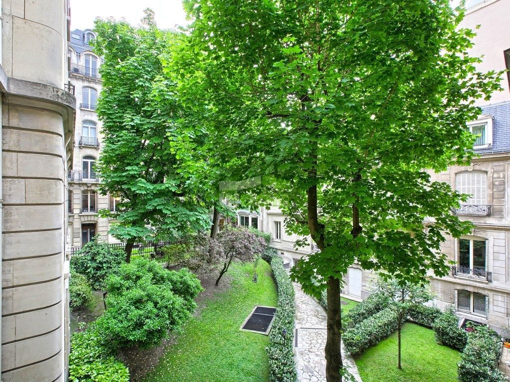 Апартаменты в Париже, Франция, 140 м2 - фото 1