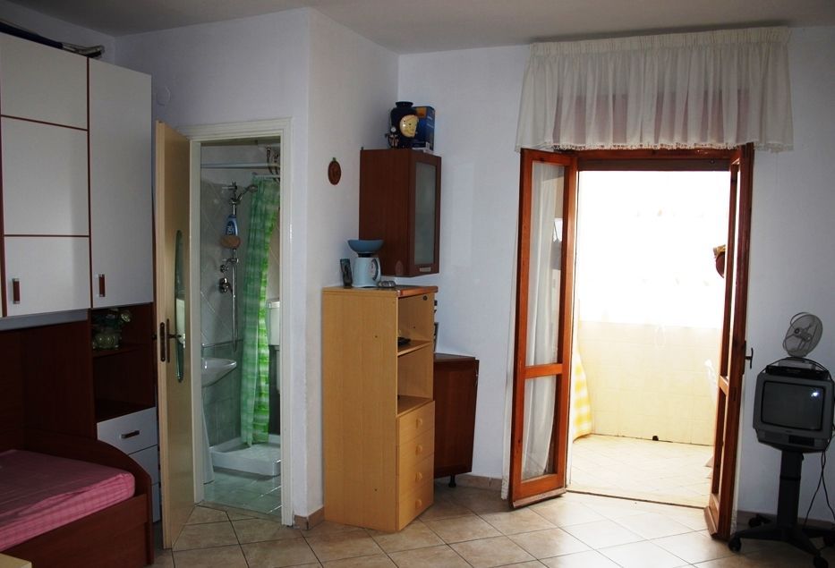Квартира в Скалее, Италия, 20 м2 - фото 1
