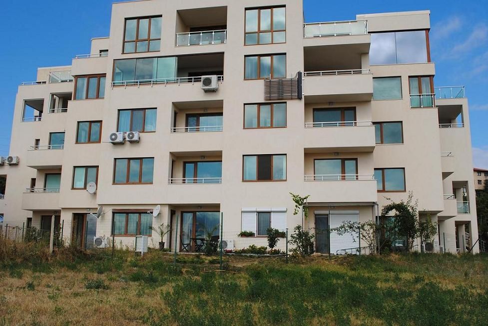 Апартаменты в Варне, Болгария, 83.7 м2 - фото 1