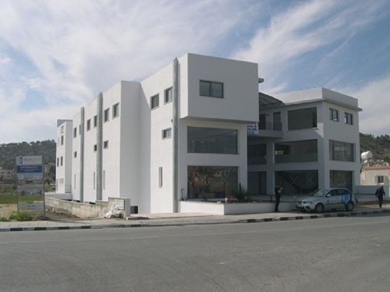 Коммерческая недвижимость в Ларнаке, Кипр, 58 м2 - фото 1