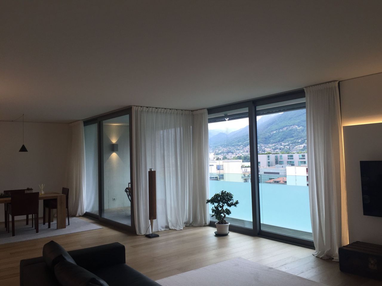 Апартаменты в Лугано, Швейцария, 206 м2 - фото 1