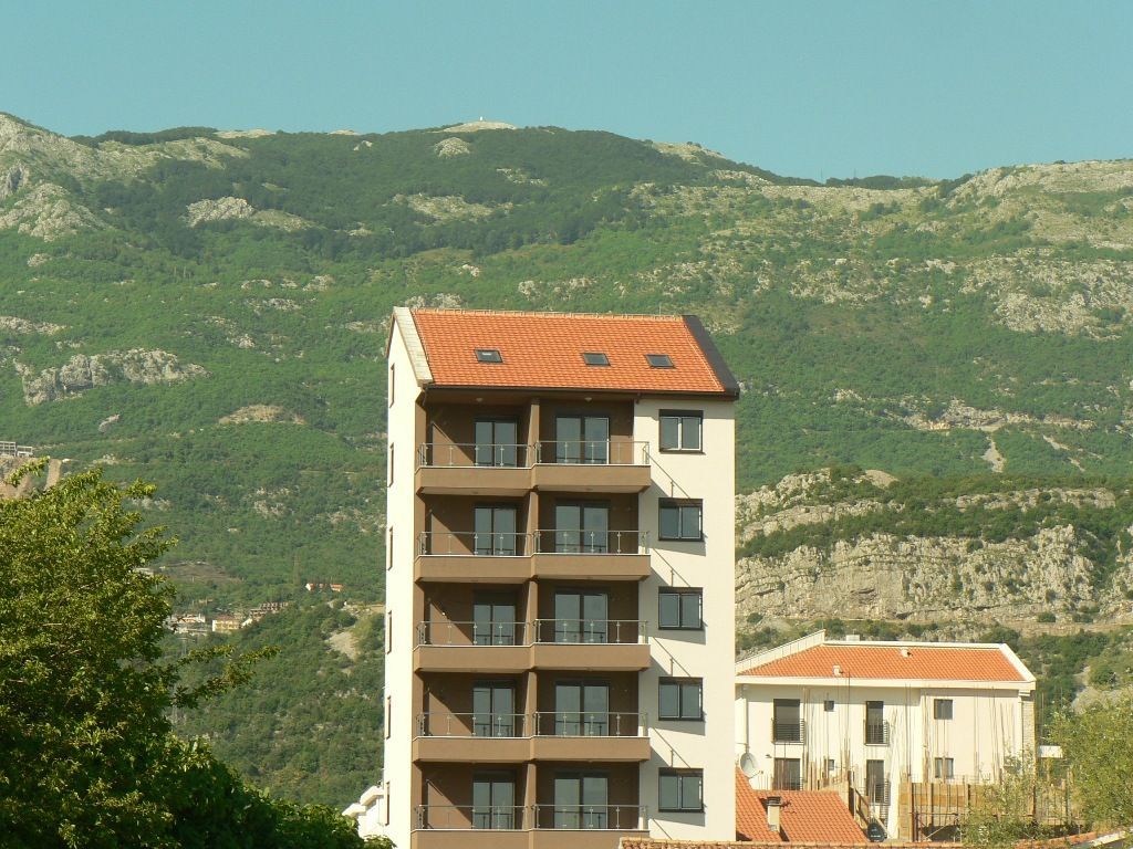 Квартира в Будве, Черногория, 87 м2 - фото 1
