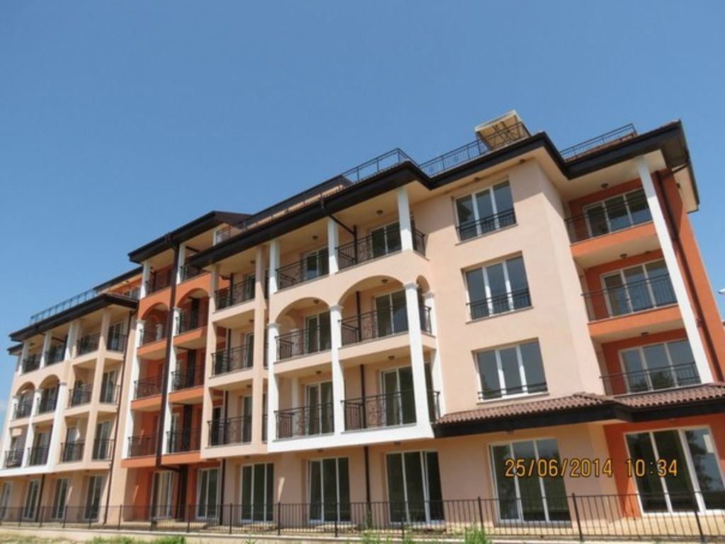 Апартаменты в Бяле, Болгария, 63.46 м2 - фото 1